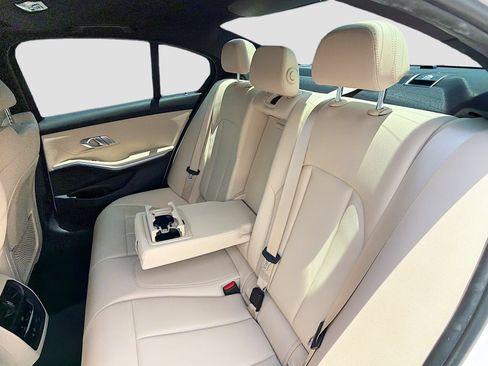 Used 2019 BMW 330i Sedan w/ Convenience Package RWD image 19