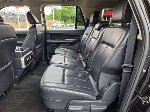 Used 2024 Ford Expedition Max XLT AWD/4WD image 11