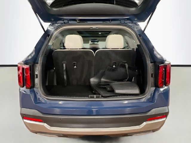 Certified 2024 Kia Sorento S w/ Panoramic Sunroof Package FWD image 27