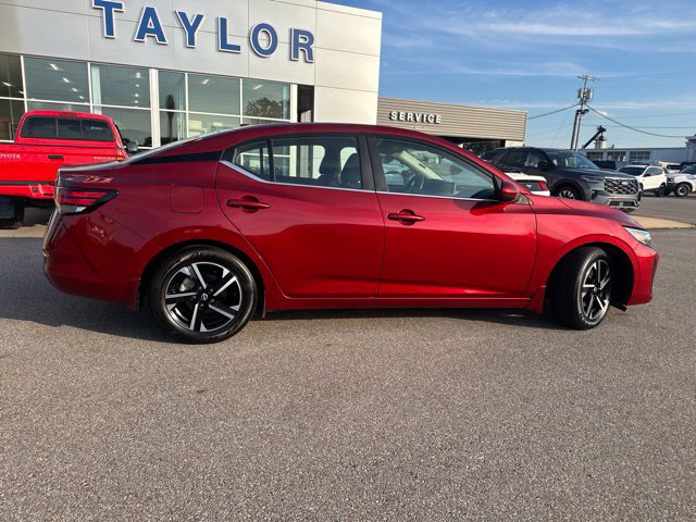 Used 2024 Nissan Sentra SV FWD image 15