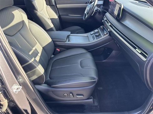 Used 2024 Hyundai Palisade SEL image 13