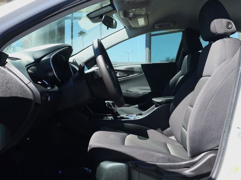 Used 2024 Chevrolet Malibu LS image 38