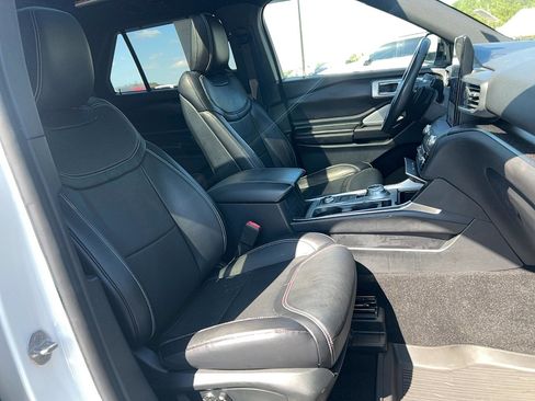 Used 2020 Ford Explorer ST w/ ST High-Performance Pack image 25