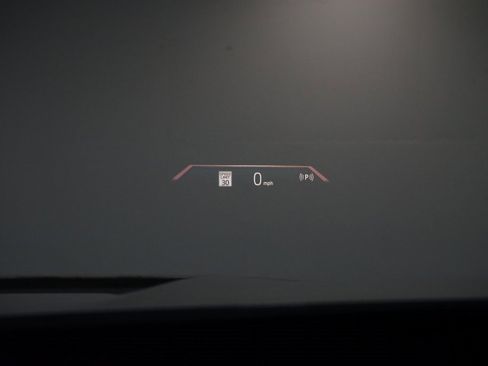 Used 2025 BMW X6 xDrive40i w/ Executive Package image 15