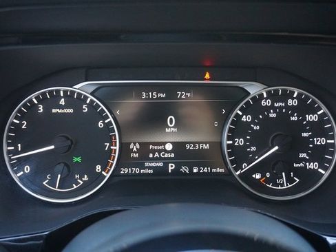 Used 2022 Nissan Pathfinder SV image 11