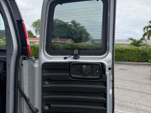 Used 2024 Chevrolet Express 2500 w/ Driver Convenience Package image 18
