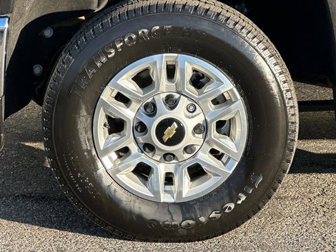 Used 2024 Chevrolet Silverado 2500 LT image 35