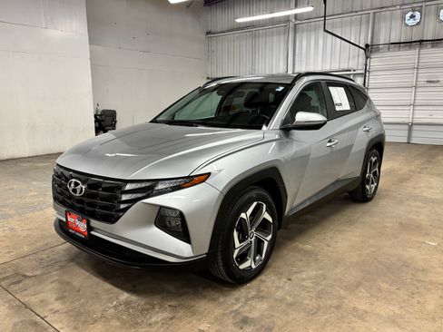 Certified 2023 Hyundai Tucson SEL w/ Convenience Package FWD image 3