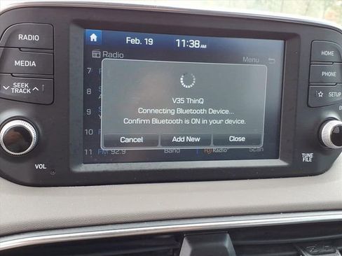 Used 2019 Hyundai Santa Fe SEL image 7