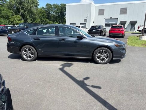 Used 2024 Honda Accord EX image 6