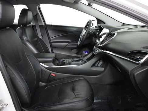Used 2018 Chevrolet Volt Premier w/ Driver Confidence Package image 30