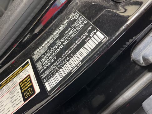 Used 2022 Mercedes-Benz GLS 450 4MATIC image 27