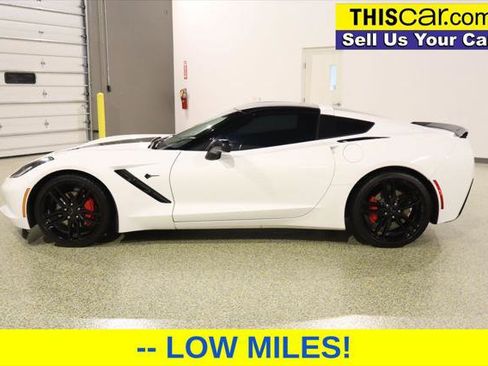 Used 2016 Chevrolet Corvette Stingray Coupe w/ 2LT Preferred Equipment Group image 4