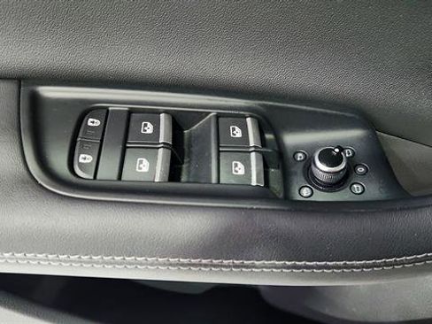 Used 2025 Audi Q7 3.0T Premium Plus image 21