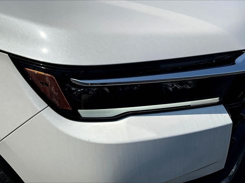 New 2026 Honda Pilot image 8