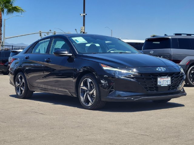 Used 2023 Hyundai Elantra SEL w/ Convenience Package FWD image 34
