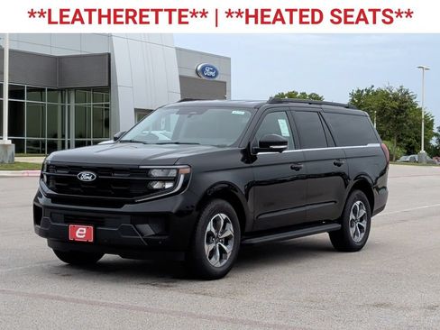 New 2027 Ford Expedition Max Active RWD image 3