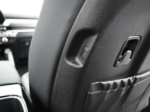 New 2025 Kia Telluride S image 14