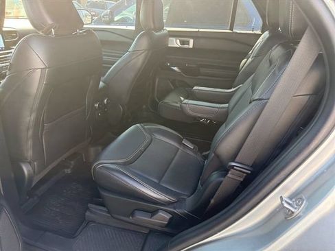 Used 2022 Ford Explorer ST w/ Equipment Group 401A AWD/4WD image 16