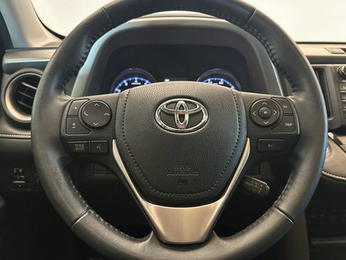 Used 2017 Toyota RAV4 Platinum FWD image 23