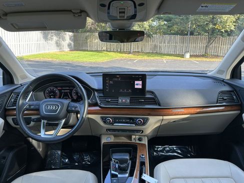 Certified 2022 Audi Q5 2.0T Premium Plus image 9