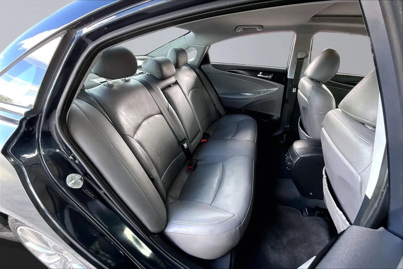 Used 2011 Hyundai Sonata Limited w/ Navigation Pkg 5 FWD image 22