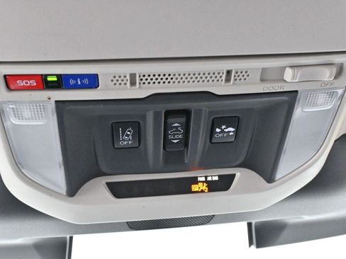 Used 2022 Subaru Forester Premium image 28