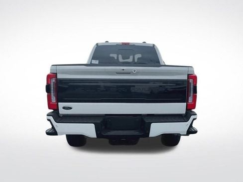New 2026 Ford F250 Platinum AWD/4WD image 8