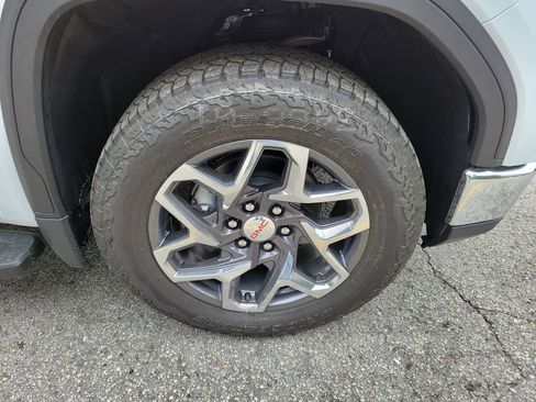 New 2026 GMC Sierra 1500 SLT w/ SLT Premium Plus Package image 6