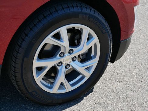 Used 2020 Chevrolet Equinox LT AWD/4WD image 13