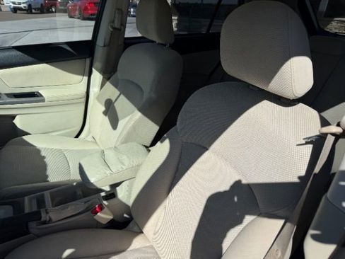 Used 2015 Subaru Crosstrek 2.0i Premium w/ Moonroof Package image 36