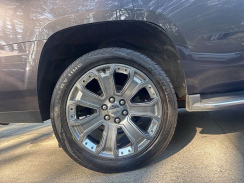 Used 2016 GMC Yukon SLT w/ Open Road Package image 17