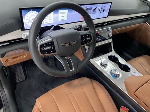 New 2025 Genesis GV80 2.5T Advanced image 10