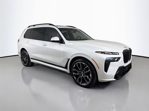 New 2027 BMW X7 xDrive40i w/ M Sport Package AWD/4WD image 6