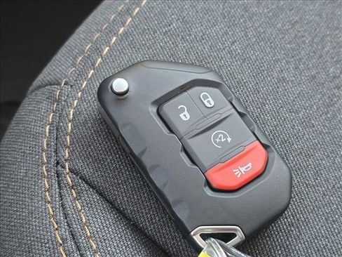 New 2026 Jeep Gladiator Willys image 10