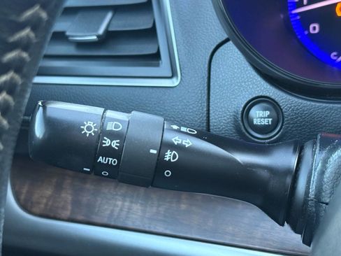 Used 2018 Subaru Outback 2.5i Limited image 40