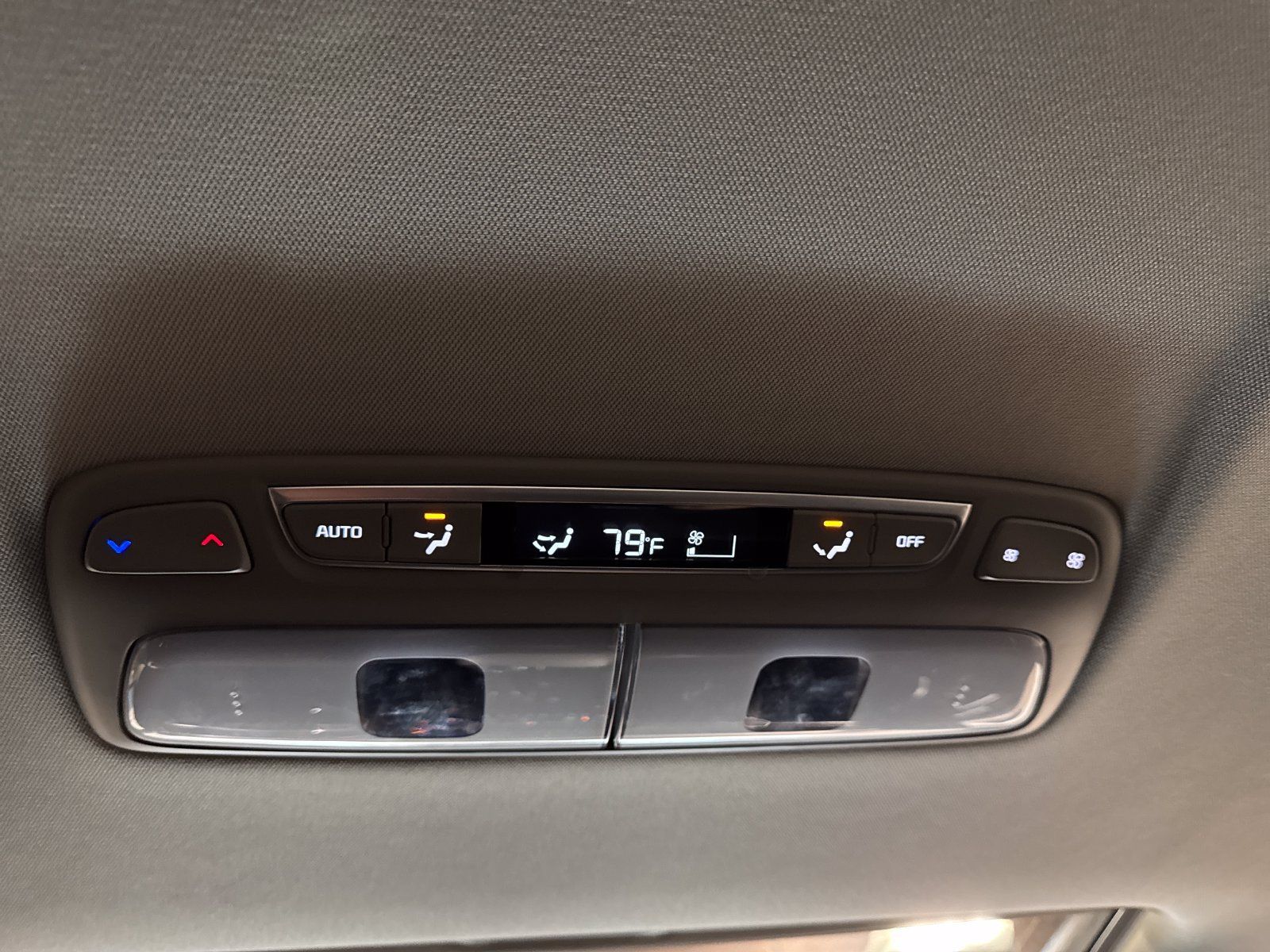 Used 2022 Kia Telluride EX w/ EX Premium Package AWD/4WD image 18