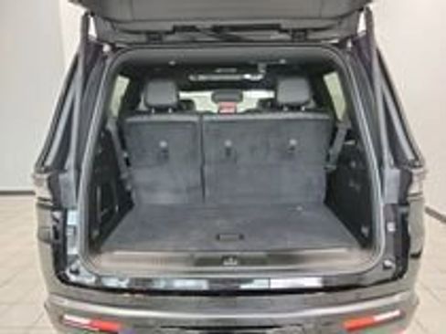 New 2026 Jeep Grand Wagoneer 4WD image 7