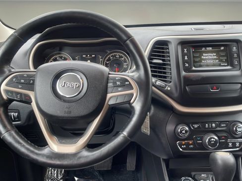 Used 2016 Jeep Cherokee Sport w/ Cold Weather Group AWD/4WD image 10