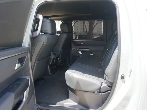 Used 2025 Toyota Tundra Platinum AWD/4WD image 14