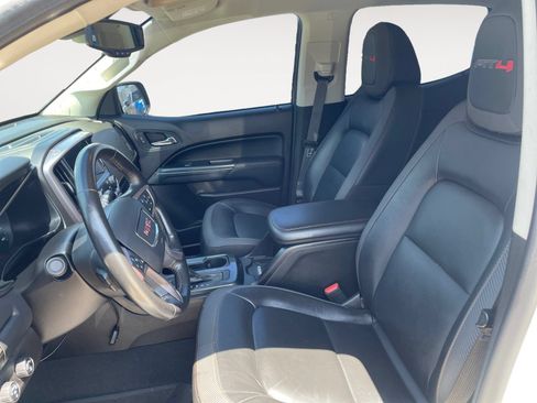 Used 2022 GMC Canyon AT4 w/ Trailering Package AWD/4WD image 9