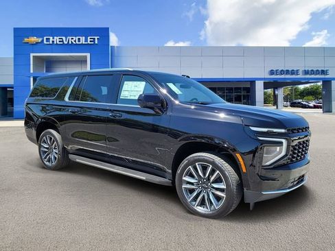 New 2026 Chevrolet Suburban LS w/ LS Custom Edition RWD image 1