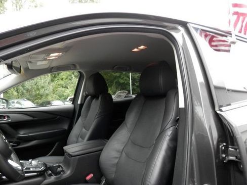 Used 2020 MAZDA CX-9 Touring AWD/4WD image 18