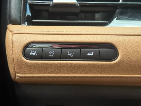 Used 2025 INFINITI QX80 Luxe AWD/4WD image 18