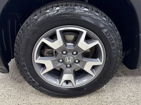 Used 2022 Honda Passport TrailSport image 2