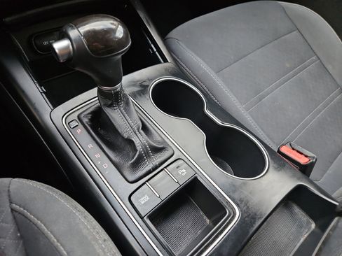 Used 2016 Kia Sorento LX w/ LX Convenience Package image 27