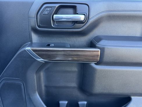 Certified 2023 Chevrolet Silverado 2500 LT w/ Convenience Package image 24