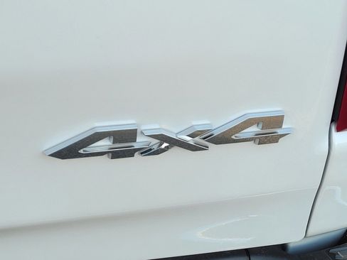 New 2025 RAM 1500 Laramie image 24