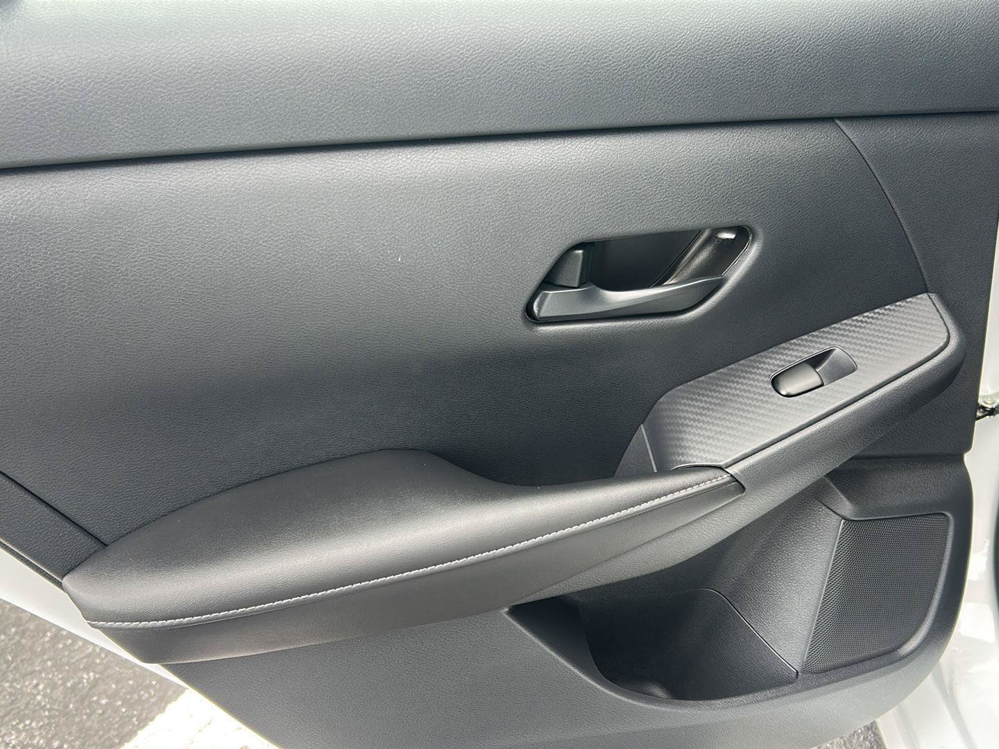 Used 2025 Nissan Sentra S FWD image 14