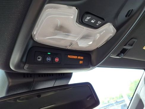 New 2026 GMC Canyon AT4 AWD/4WD image 37